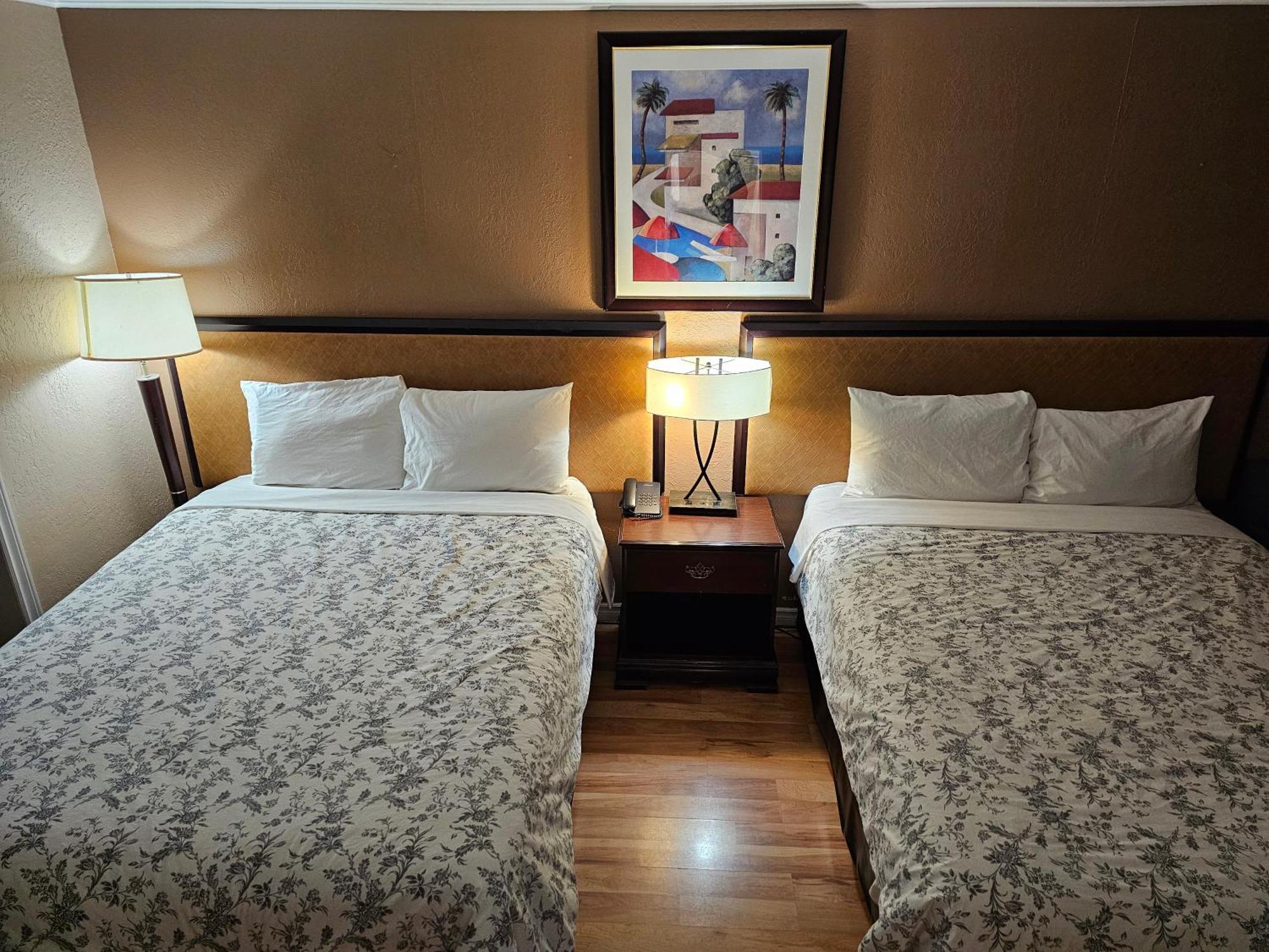 פינצ'ר קריק Parkway Motel & European Lodges מראה חיצוני תמונה
